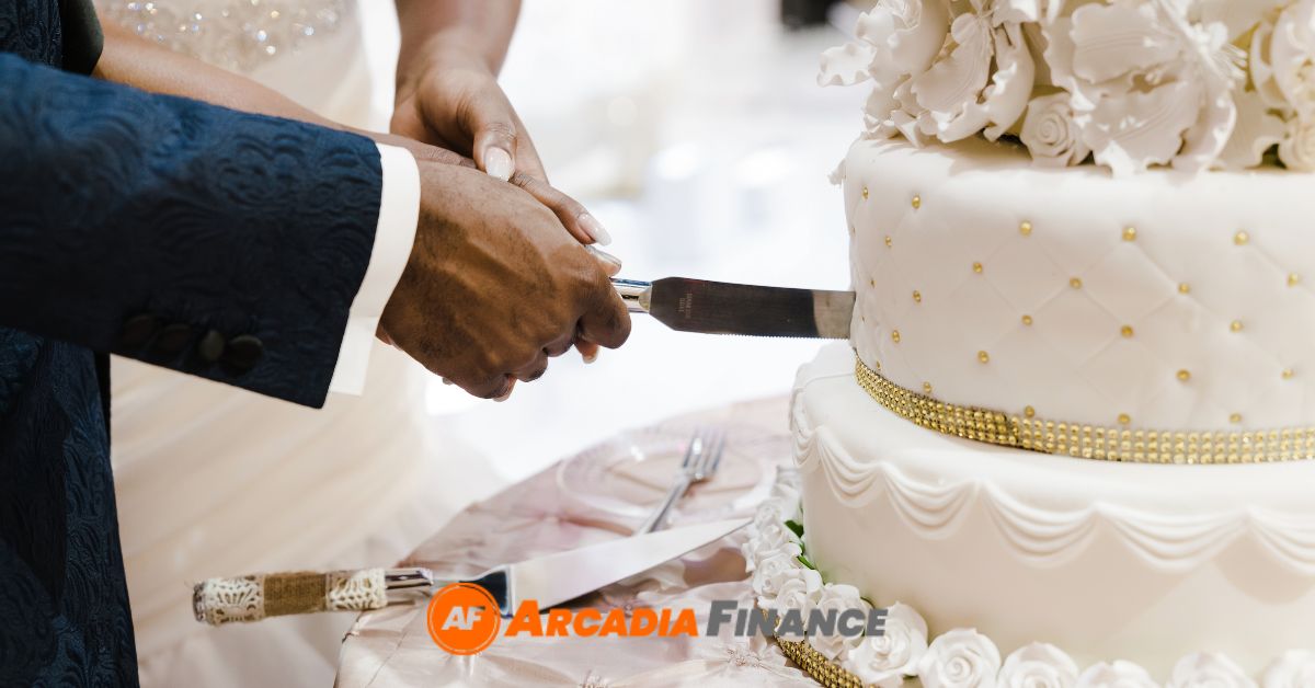 How much does a wedding cake cost?
