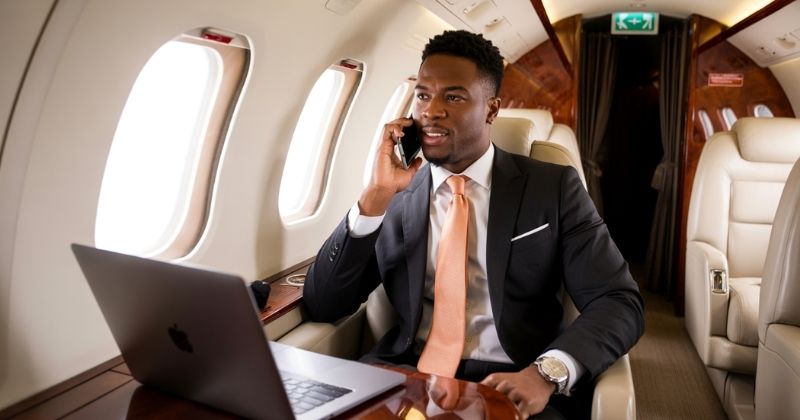 SARS Goes After these Taxpayers Leaving the Country